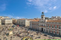 Plaza Mayor si Puerta del Sol–km 0 al drumurilor Spaniei