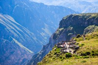 Dimineata ne aventuram in Canionul Colca, al doilea cel mai adanc canion din lume,