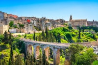 In prima parte a zilei vom porni catre Gravina in Puglia.