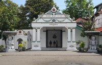 Tur de oras Yogyakarta. Pornim in calatorie indreptandu-ne spre Palatul Sultanului