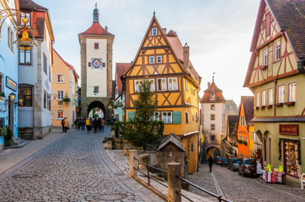 Suntem in Rothenburg ob der Tauber-Orasul Craciunului, o bijuterie medievala a Germaniei,