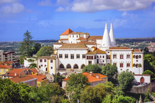 Declarata de UNESCO patrimoniu universal, Sintra a fost resedinta de vara a Regilor Portugaliei