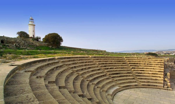 Veti continua catre Parcul Arheologic Paphos (Nea Paphos)