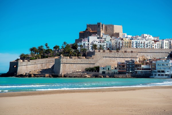 Denumit si “orasul de pe mare”, Peniscola este una dintre cele mai admirate locatii de pe Coasta Valenciana