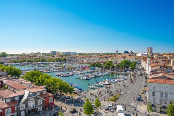 Continuam apoi catre La Rochelle, un oras frumos, cu multe cladiri istorice si un centru vechi fermecator